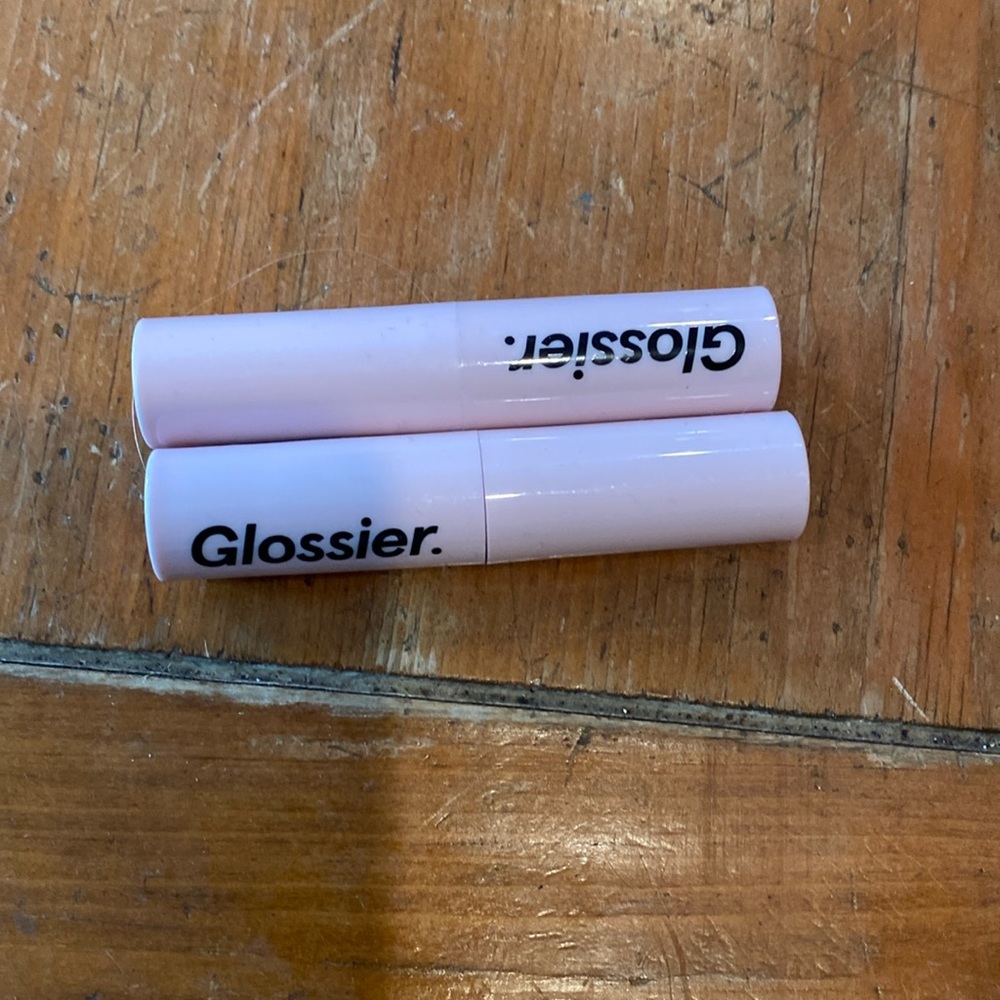 Glossier ultra lip lipstick